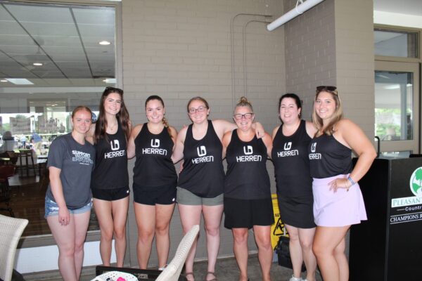 mom volunteers 12 mom volunteers 12